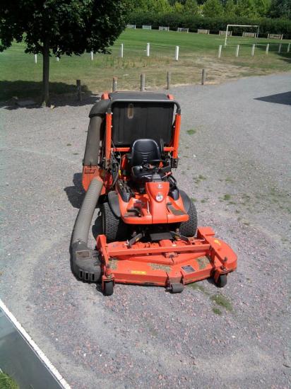 Tondeuse autoportée pour grands espaces